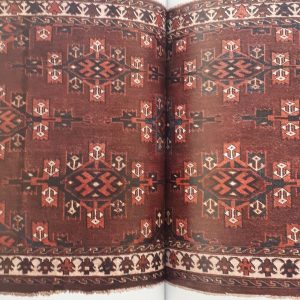 كتاب Turkmen Carpets اثر Elena Tsareva انتشارات Arnoldsche