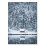 تابلو شاسی طرح کلبه جنگلی پوشیده از برف Forest House Covered in Snow مدل NV0806