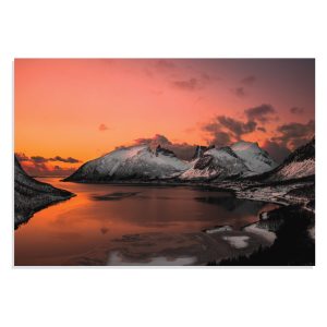 پوسترطرح سوریال چشم انداز کوهستان Surreal Mountain Landscape مدل NV0879